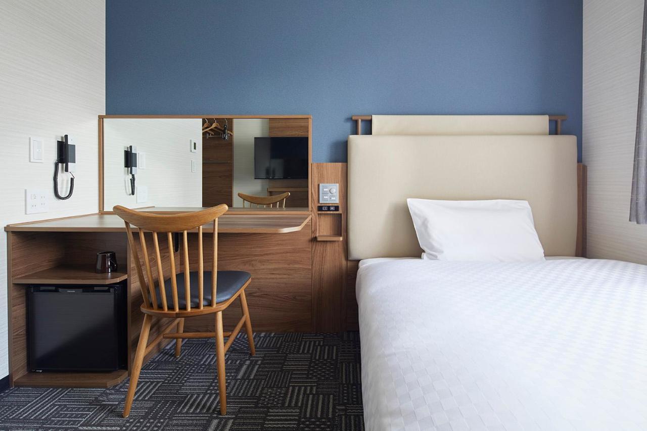 Via Hakataguchi Ekimae Hotel 3*